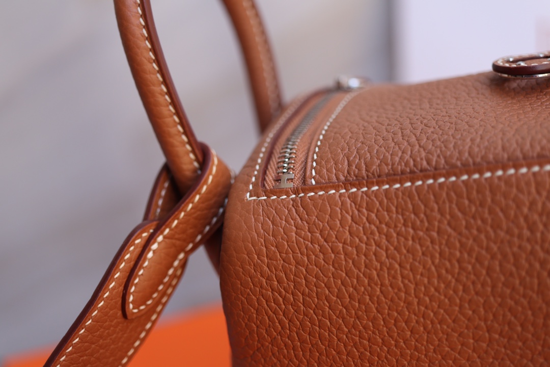 에르메스 미니 린디백19 골드브라운 은장 끌레망스 가죽